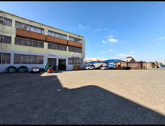 2,505M² WAREHOUSE TO LET IN HERIOTDALE